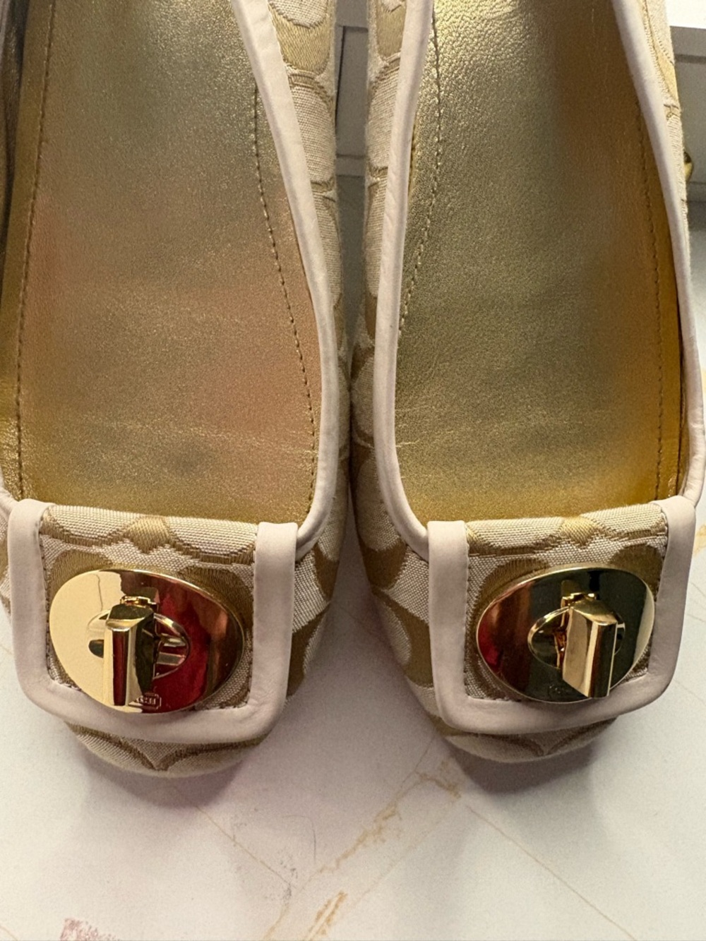 Coach Cream & Light Khaki Signature Ballet Flats with Gold Accent - Picture 9 of 16
